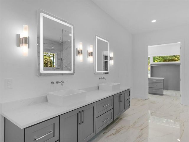 3258 S BAY Drive, Jonesboro, GA 30236