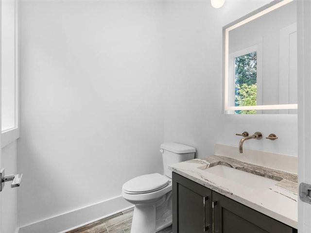 3258 S BAY Drive, Jonesboro, GA 30236