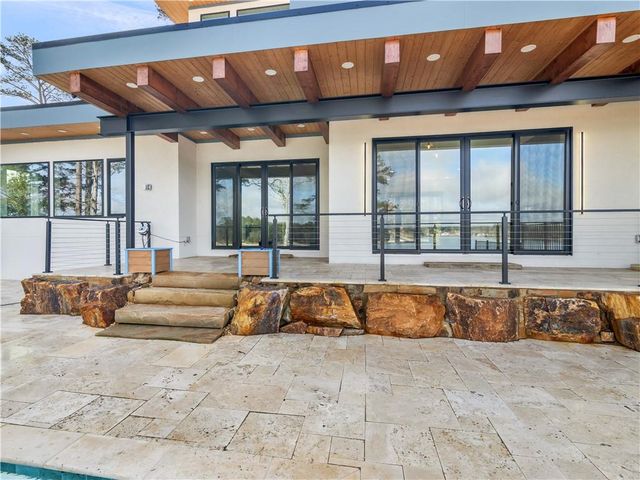 3258 S BAY Drive, Jonesboro, GA 30236