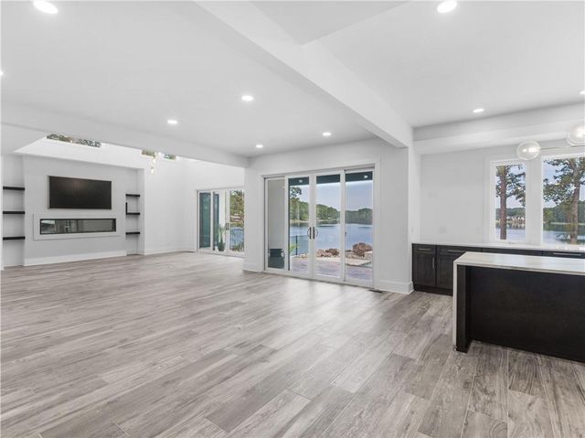 3258 S BAY Drive, Jonesboro, GA 30236