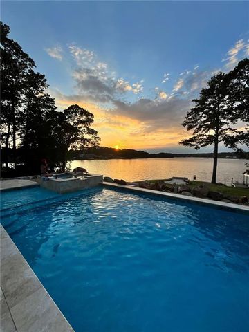 3258 S BAY Drive, Jonesboro, GA 30236