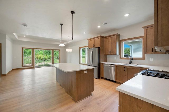 3152 EAST RIVER DRIVE, Green Bay, WI 54301