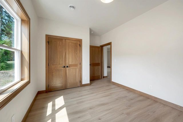 3152 EAST RIVER DRIVE, Green Bay, WI 54301