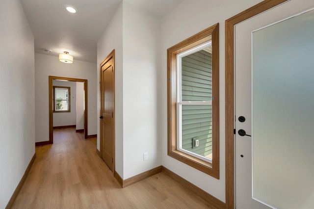 3152 EAST RIVER DRIVE, Green Bay, WI 54301