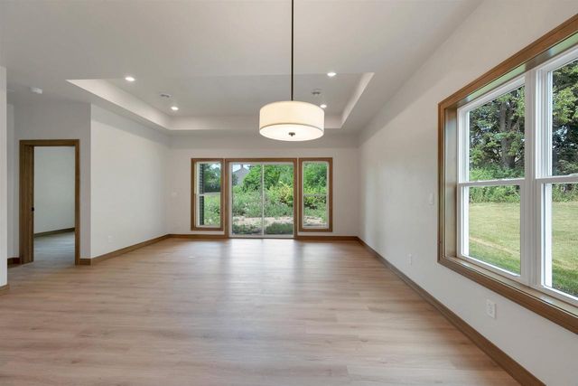 3152 EAST RIVER DRIVE, Green Bay, WI 54301