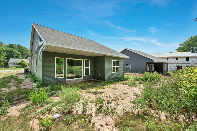 3152 EAST RIVER DRIVE, Green Bay, WI 54301