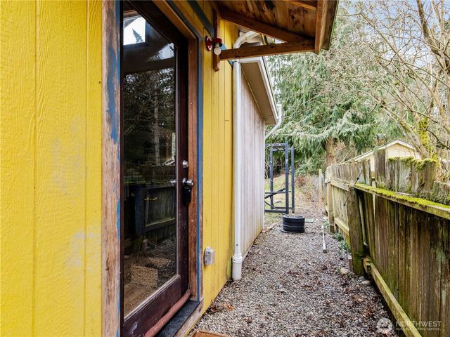 2125 4th Street, Port Townsend, WA 98368