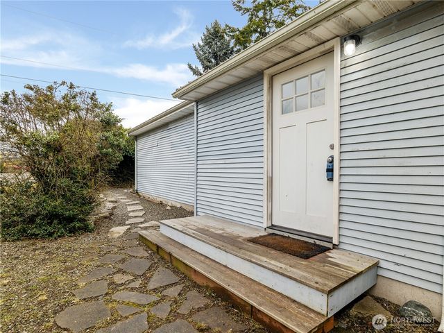 2125 4th Street, Port Townsend, WA 98368