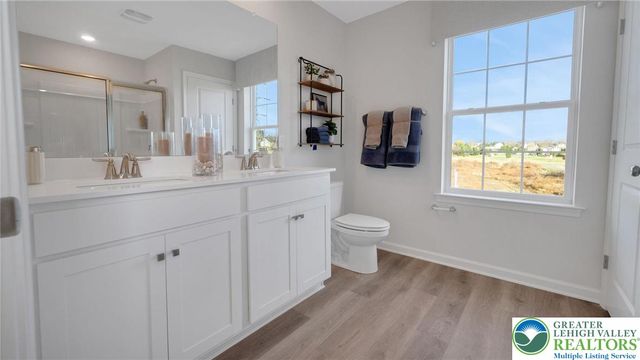 226 Winding Road, Forks Twp, PA 18040