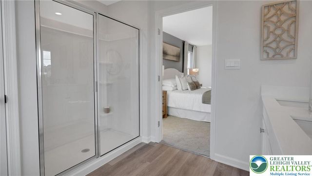 226 Winding Road, Forks Twp, PA 18040