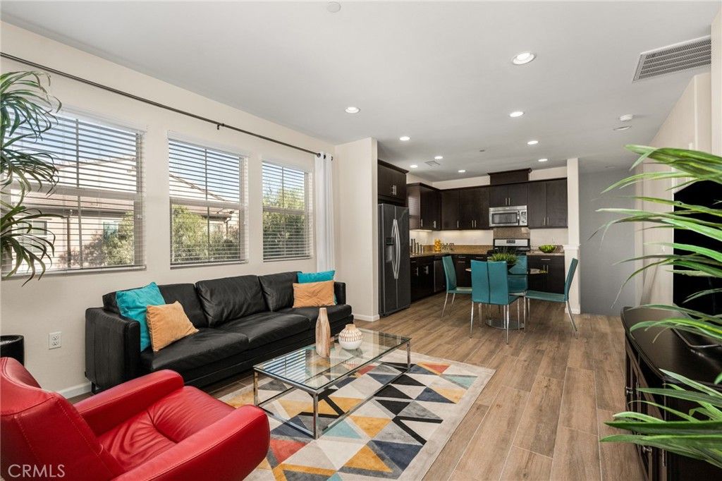 1414 El Paseo, Lake Forest, CA 92610 — exterior