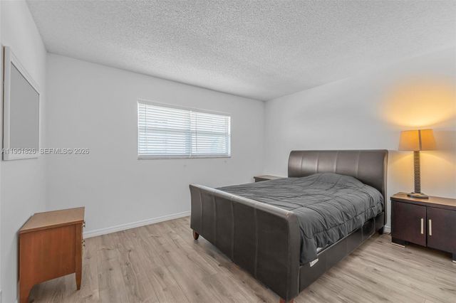 500 NE 12th Ave 407, Hallandale Beach, FL 33009