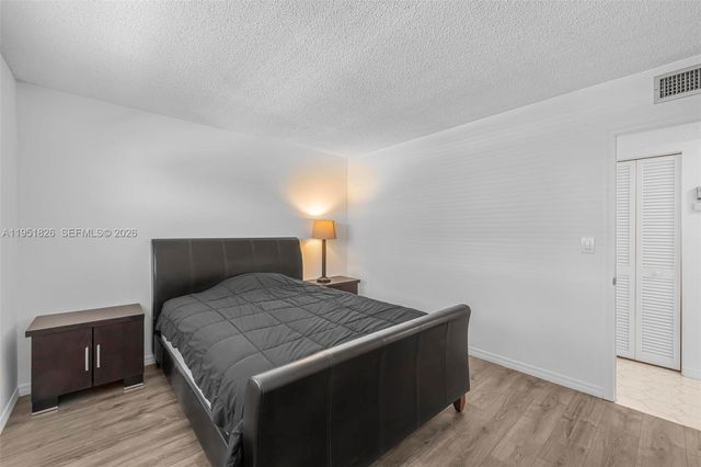 500 NE 12th Ave 407, Hallandale Beach, FL 33009