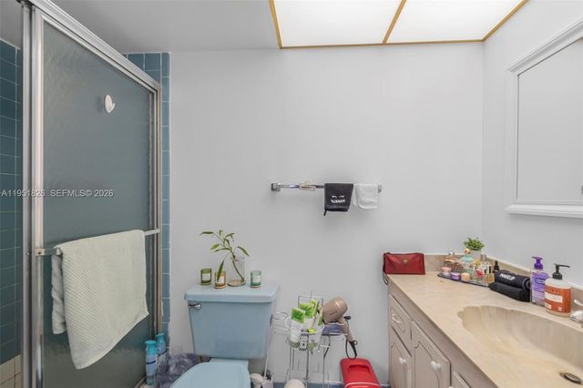 500 NE 12th Ave 407, Hallandale Beach, FL 33009