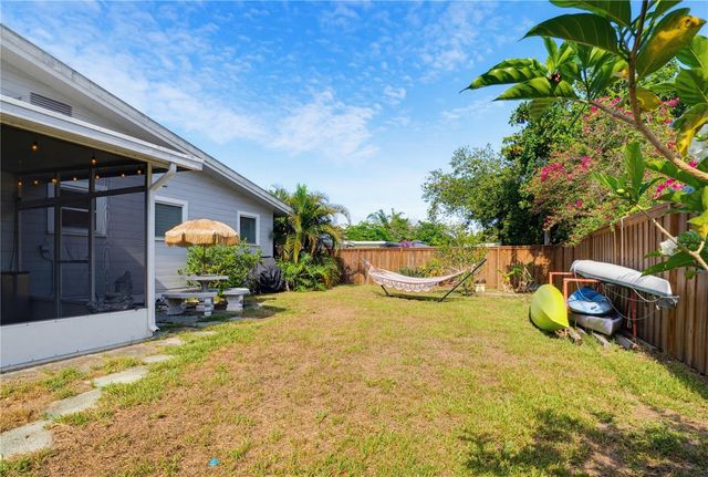 2719 FORT WORTH STREET, Sarasota, FL 34231