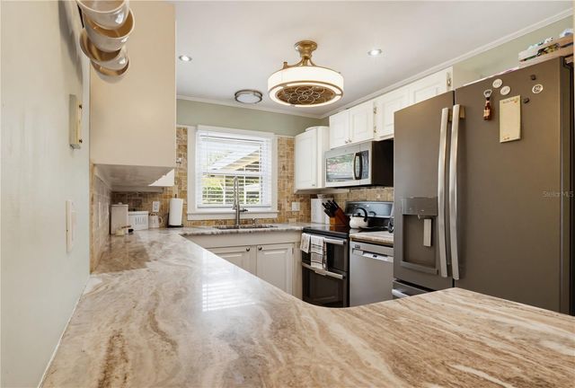 2719 FORT WORTH STREET, Sarasota, FL 34231