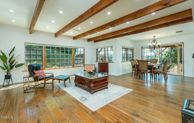 11395 Oro Vista Avenue, Sunland, CA 91040