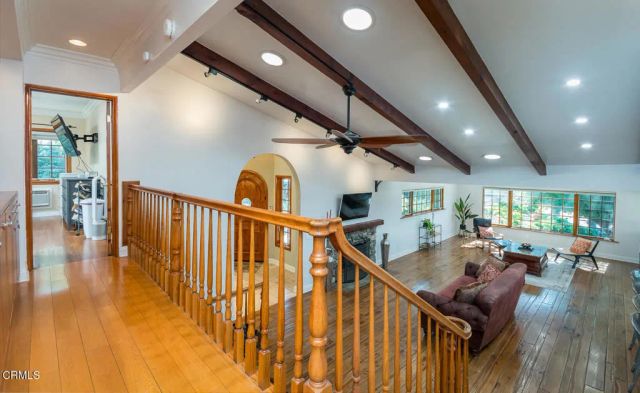 11395 Oro Vista Avenue, Sunland, CA 91040