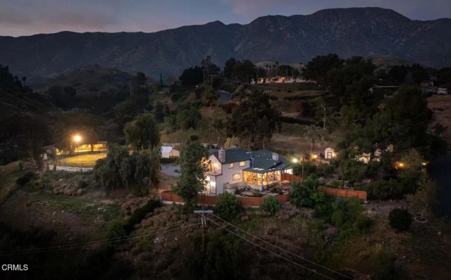 11395 Oro Vista Avenue, Sunland, CA 91040