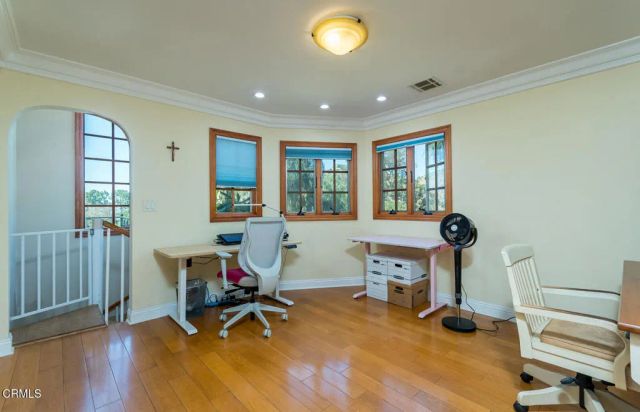 11395 Oro Vista Avenue, Sunland, CA 91040