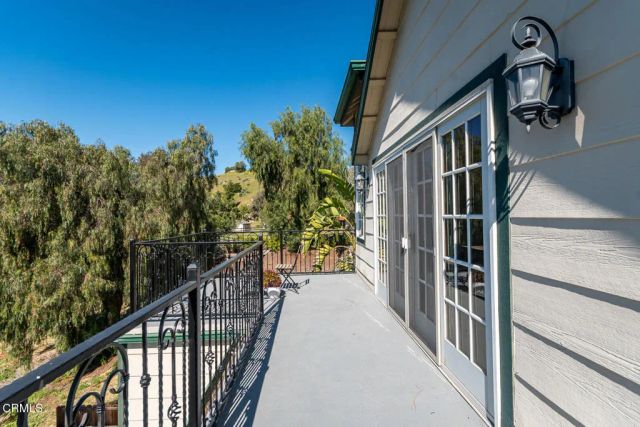 11395 Oro Vista Avenue, Sunland, CA 91040