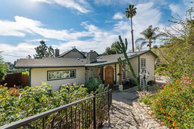 11395 Oro Vista Avenue, Sunland, CA 91040