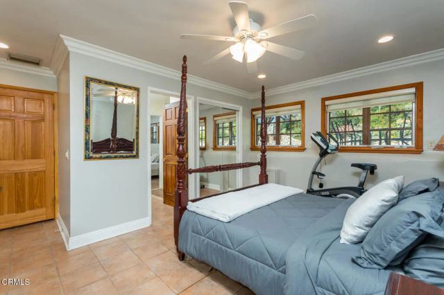 11395 Oro Vista Avenue, Sunland, CA 91040