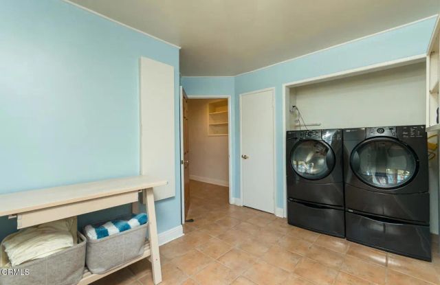 11395 Oro Vista Avenue, Sunland, CA 91040