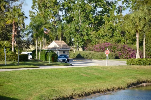3662 SW Sunset Trace Circle, Palm City, FL 34990