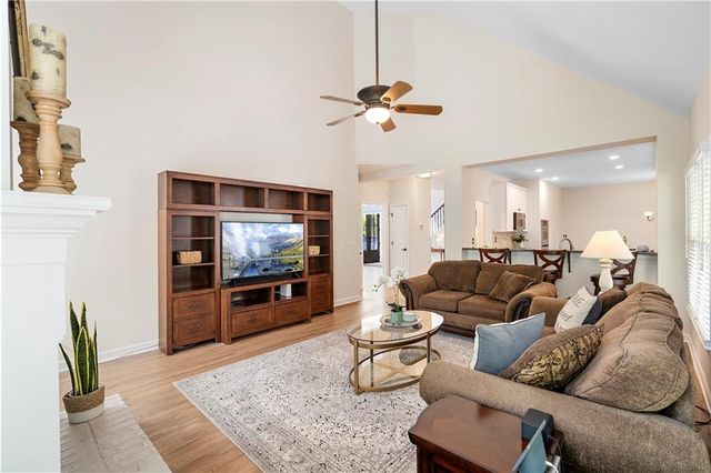 2016 Breckenridge Lane, Alpharetta, GA 30005