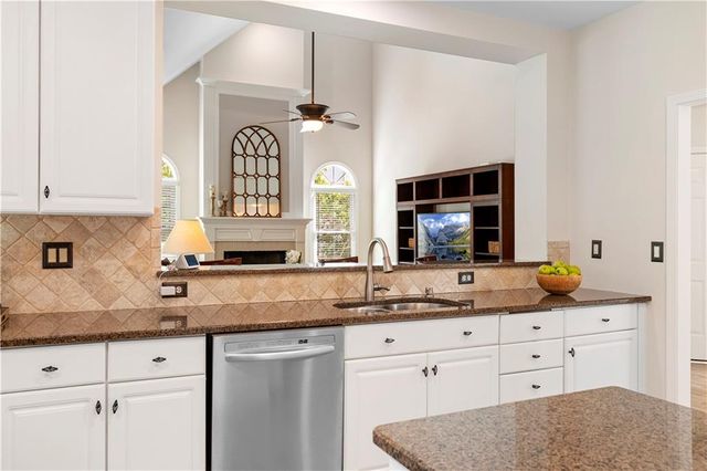 2016 Breckenridge Lane, Alpharetta, GA 30005