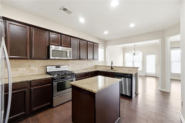 5960 Weddington Drive, Cumming, GA 30040