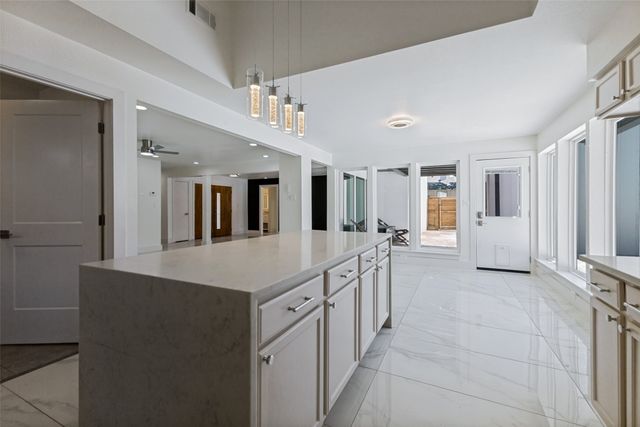 201 Rainbow Circle, Rockwall, TX 75032