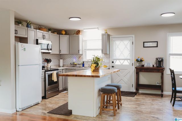 149 COUNTY HIGHWAY 29, Oneonta, AL 35121