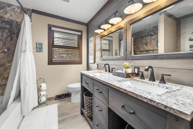 4914 Ralph Circle, Madison, WI 53714