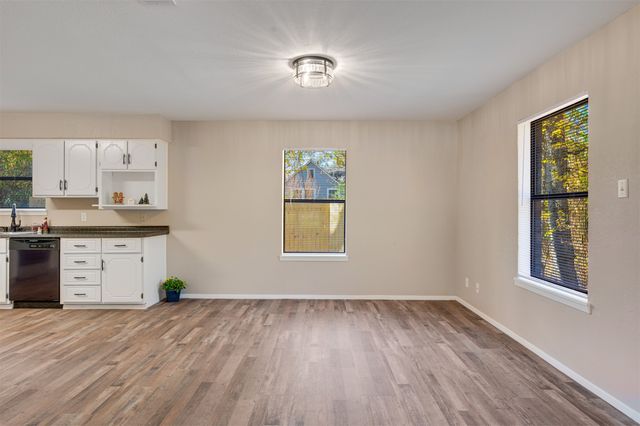 740 10th Street SE, Paris, TX 75460