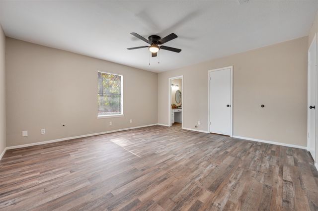 740 10th Street SE, Paris, TX 75460