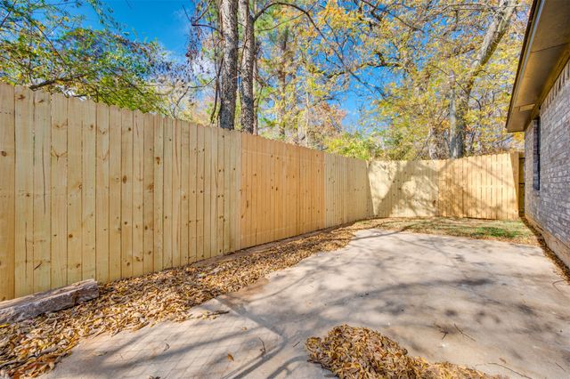 740 10th Street SE, Paris, TX 75460