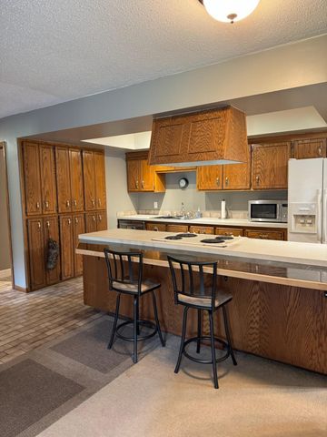 18450 Waco Street NW, Anoka, MN 55303