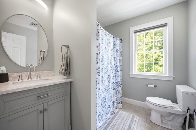 37 Bacon Street, Pepperell, MA 01463