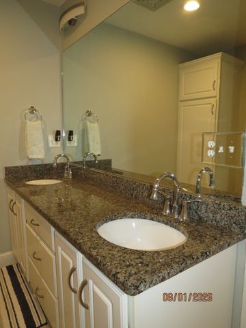 37 Bacon Street, Pepperell, MA 01463