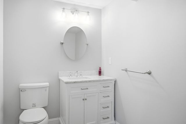 37 Bacon Street, Pepperell, MA 01463