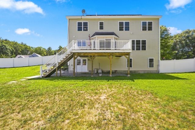 37 Bacon Street, Pepperell, MA 01463
