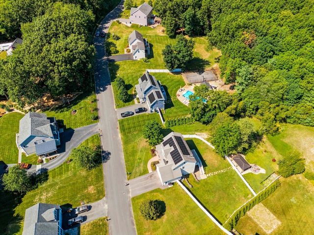 37 Bacon Street, Pepperell, MA 01463