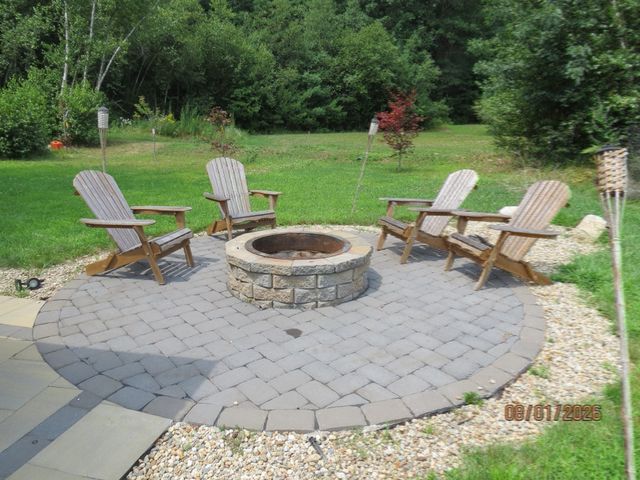 37 Bacon Street, Pepperell, MA 01463