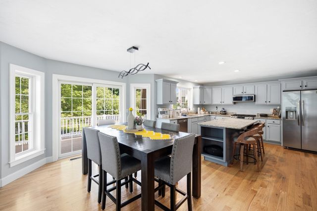 37 Bacon Street, Pepperell, MA 01463