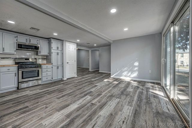 1228 D Street NW, Ardmore, OK 73401