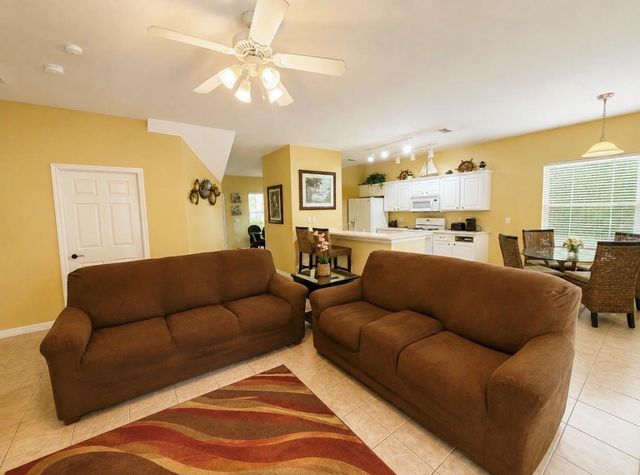 8027 ACADIA ESTATES COURT, Kissimmee, FL 34747