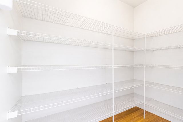 414 W Wisconsin Street H, Chicago, IL 60614