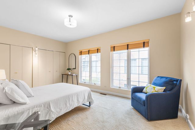 414 W Wisconsin Street H, Chicago, IL 60614